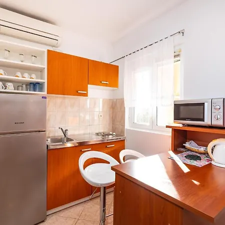 Nice Apartment In Krusevo With House Sea View Kruševo