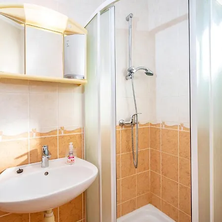 Nice Apartment In Krusevo With House Sea View *